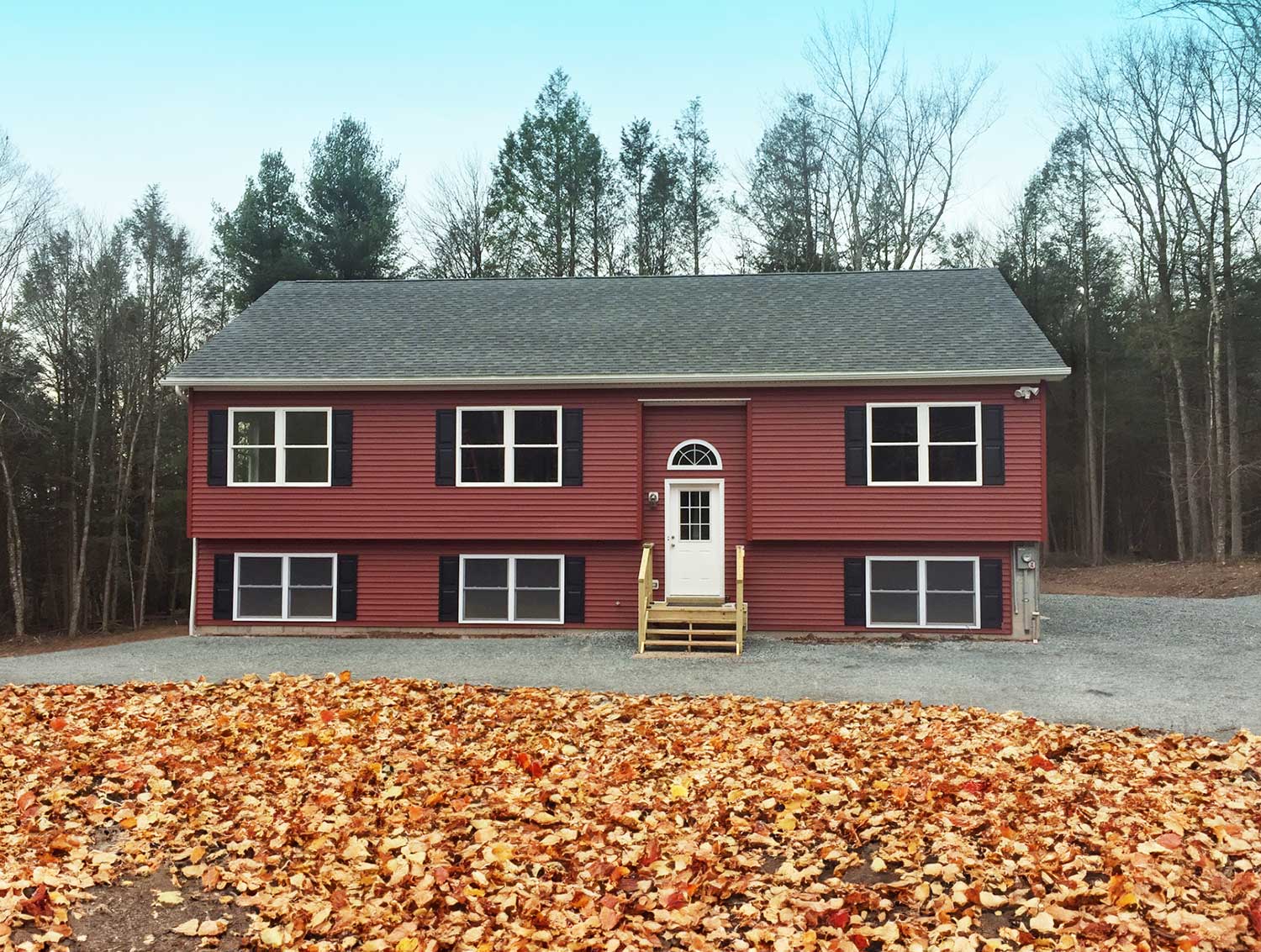 Bi-Level-Modular-Home-in-Neversink-NY-Built-by-Martell-Home-Builders-Exterior